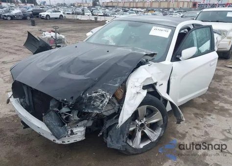 2014 Dodge Charger Road/Track z USA, uszkodzony, nr VIN 2C3CDXCT3EH315625